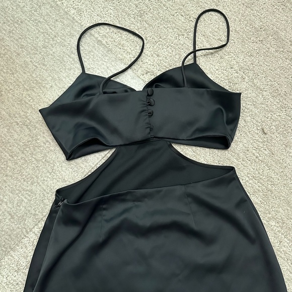 Mini dress - Picture 2 of 2